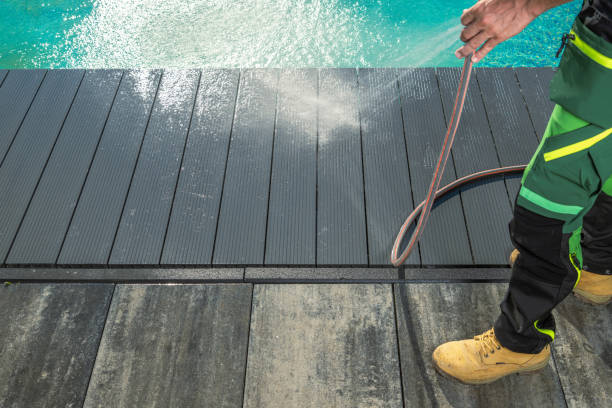 Best Garage Pressure Washing  in Akron, IN